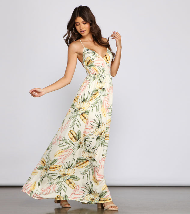 You will feel beautiful in the Take Me Back Tropical Maxi Dress as your long dress for any semi-formal or formal holiday party, NYE dress outfit, or pick this stunning style as your gown for any seasonal celebration.