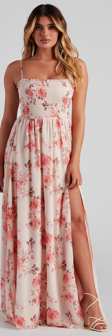 You will feel beautiful in the Effortlessly Enchanting Floral Maxi Dress as your long dress for any semi-formal or formal holiday party, NYE dress outfit, or pick this stunning style as your gown for any seasonal celebration.