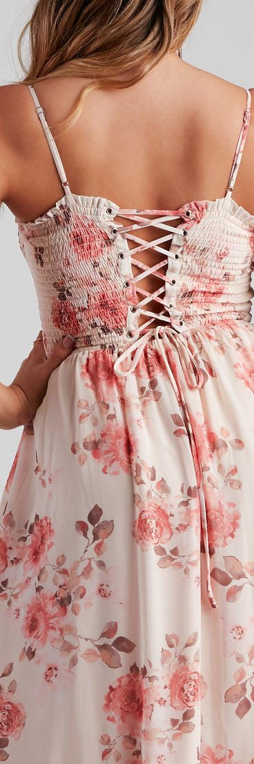 Effortlessly Enchanting Floral Maxi Dress