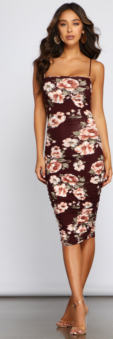 Floral Lover Ruched Midi Dress creates the perfect spring wedding guest dress or cocktail attire with stylish details in the latest trends for 2023!