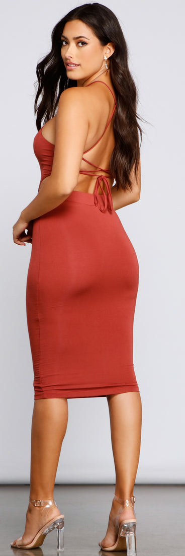 Sleek Trendsetter Lace Up Midi Dress