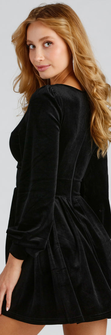Flirty And Chic Velvet Skater Dress