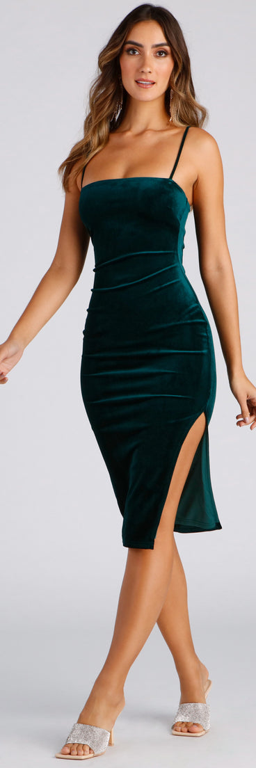 Festive Cheer Velvet Slit Midi Dress creates the perfect spring wedding guest dress or cocktail attire with stylish details in the latest trends for 2023!