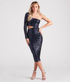 Shine Starter Sequin Cutout Midi Dress is the perfect prom dress pick with on-trend details to make the 2024 dance your most memorable event yet!