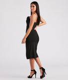 Sweet Darling Crepe Marabou Midi Dress creates spring wedding guest dress with stylish details, the perfect midi dress for graduation, or for a cocktail party look in the latest midi-length trends for 2024!