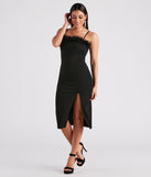 Sweet Darling Crepe Marabou Midi Dress creates spring wedding guest dress with stylish details, the perfect midi dress for graduation, or for a cocktail party look in the latest midi-length trends for 2024!