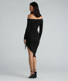 Glitzy Staple Glitter Off-The-Shoulder Midi Dress creates spring wedding guest dress with stylish details, the perfect midi dress for graduation, or for a cocktail party look in the latest midi-length trends for 2024!