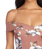 Pretty And Picturesque Skater Dress creates the perfect spring wedding guest dress or cocktail attire with stylish details in the latest trends for 2023!