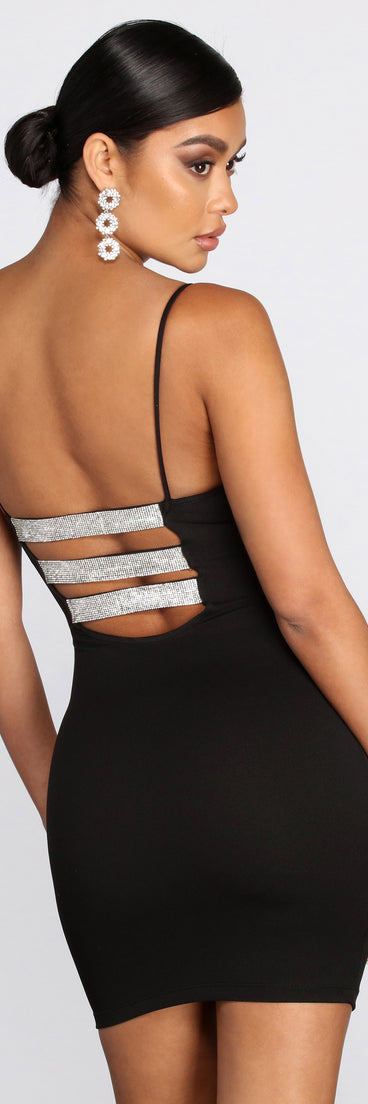 Me, Myself And Rhine Mini Dress is the perfect Homecoming look pick with on-trend details to make the 2023 HOCO dance your most memorable event yet!