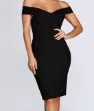 Everyone's Sweetheart Midi Dress is the perfect Homecoming look pick with on-trend details to make the 2023 HOCO dance your most memorable event yet!