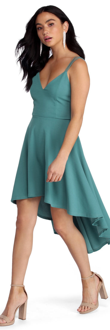 The Flirty Feels High-Low Dress is a gorgeous pick as your 2023 prom dress or formal gown for wedding guest, spring bridesmaid, or army ball attire!