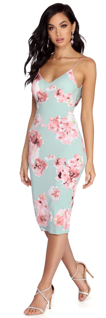 Floral Day Dream Midi Dress creates the perfect spring wedding guest dress or cocktail attire with stylish details in the latest trends for 2023!