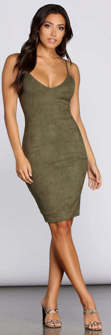 Stylish Stunner Faux Suede Dress is the perfect Homecoming look pick with on-trend details to make the 2023 HOCO dance your most memorable event yet!