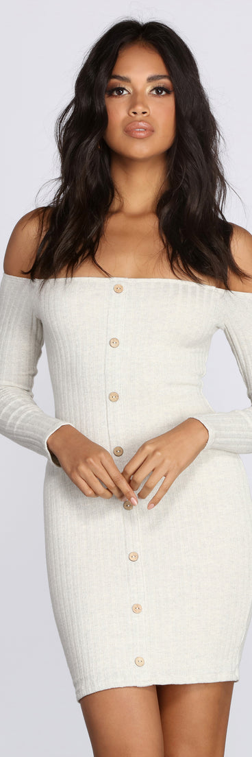 You’ll make a statement in Buttoned Beauty Ribbed Mini Dress as an NYE club dress, a tight dress for holiday parties, sexy clubwear, or a sultry bodycon dress for that fitted silhouette.