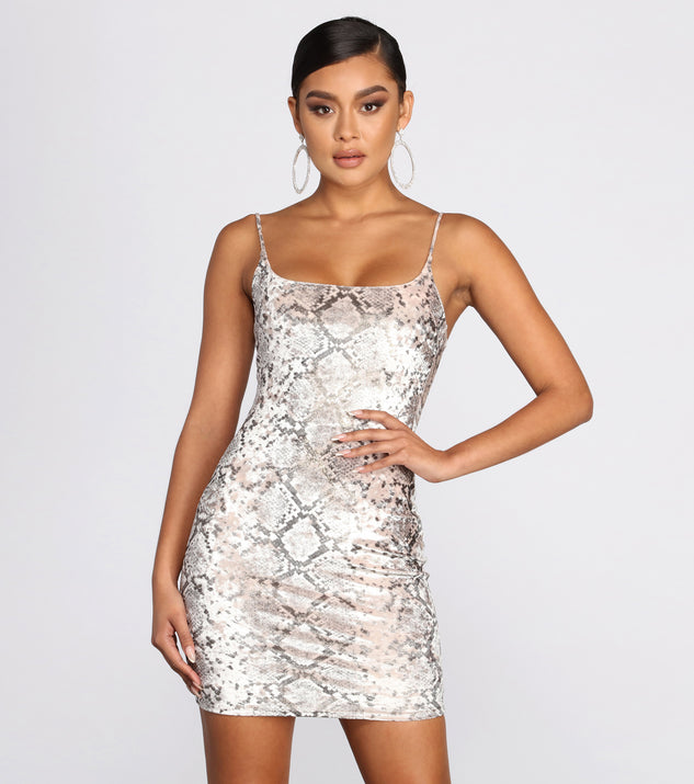 Smooth Charmer Velvet Mini Dress is the perfect Homecoming look pick with on-trend details to make the 2023 HOCO dance your most memorable event yet!