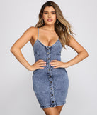 Denim Days Button Up Mini Dress is a trendy pick to create 2023 festival outfits, festival dresses, outfits for concerts or raves, and complete your best party outfits!