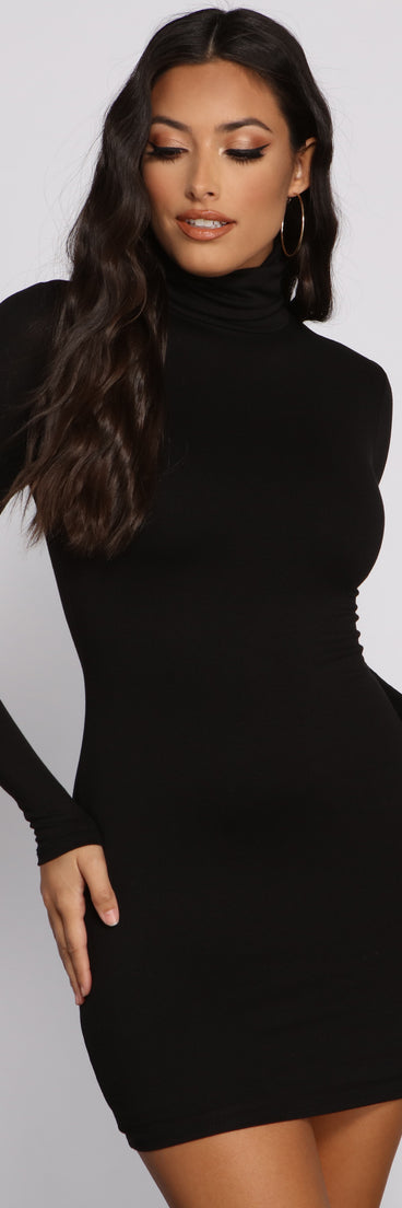 You’ll make a statement in Trendy Girl Turtleneck Mini Dress as an NYE club dress, a tight dress for holiday parties, sexy clubwear, or a sultry bodycon dress for that fitted silhouette.