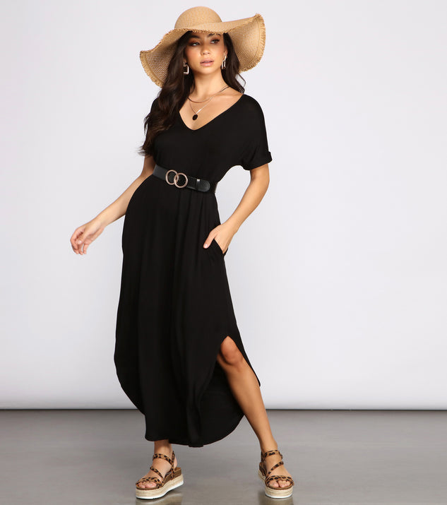 A Casual-Chic Moment Maxi Dress is a trendy pick to create 2023 festival outfits, festival dresses, outfits for concerts or raves, and complete your best party outfits!