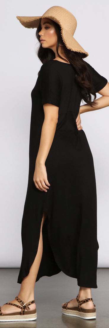 A Casual-Chic Moment Maxi Dress is a trendy pick to create 2023 festival outfits, festival dresses, outfits for concerts or raves, and complete your best party outfits!