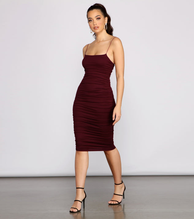 You’ll make a statement in Heart Of Glam Ruched Midi Dress as an NYE club dress, a tight dress for holiday parties, sexy clubwear, or a sultry bodycon dress for that fitted silhouette.