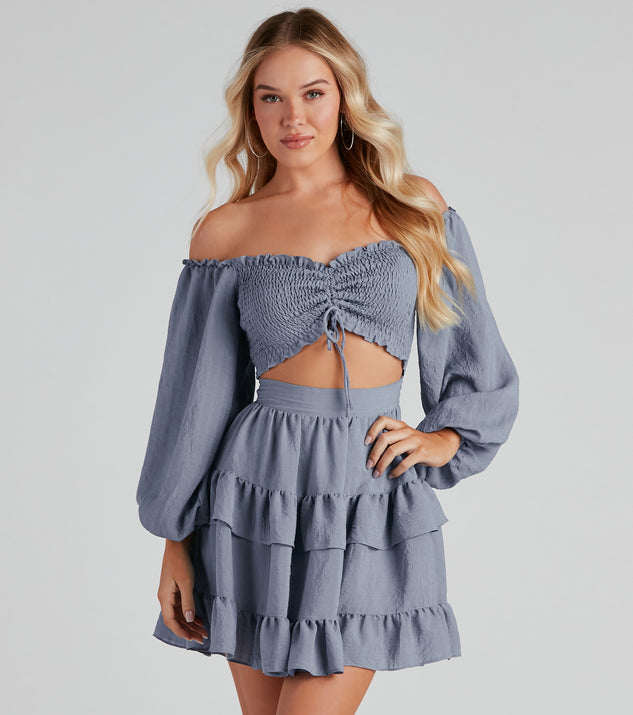 You’ll make a statement in Tie Dye Ruched Mini Dress as an NYE club dress, a tight dress for holiday parties, sexy clubwear, or a sultry bodycon dress for that fitted silhouette.