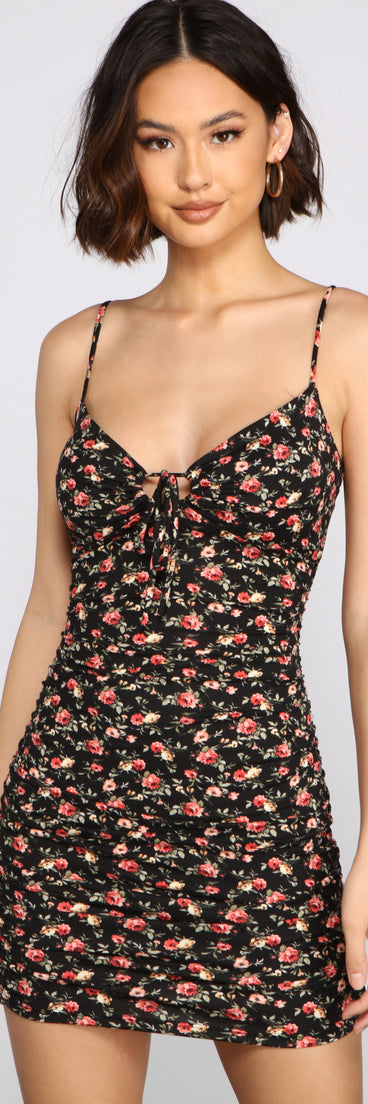Floral Passion Sleeveless Mini Dress is a trendy pick to create 2023 festival outfits, festival dresses, outfits for concerts or raves, and complete your best party outfits!