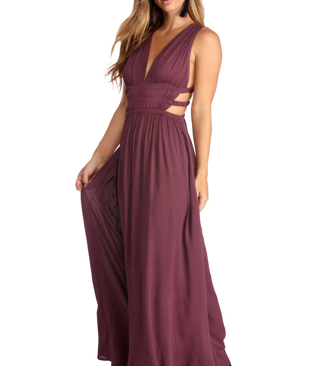 Stylish Stunner Maxi Dress is a stunning choice for a bridesmaid dress or maid of honor dress, and to feel beautiful at Homecoming 2023, fall or winter weddings, formals, & military balls!