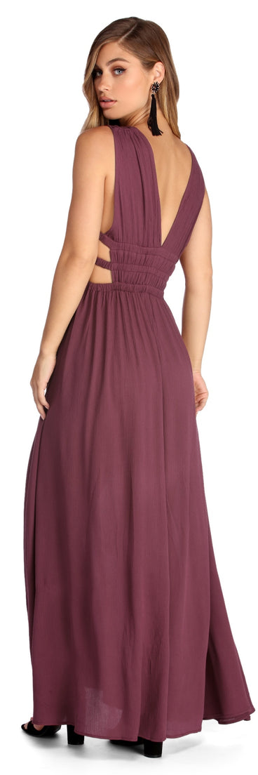 Stylish Stunner Maxi Dress is a stunning choice for a bridesmaid dress or maid of honor dress, and to feel beautiful at Homecoming 2023, fall or winter weddings, formals, & military balls!