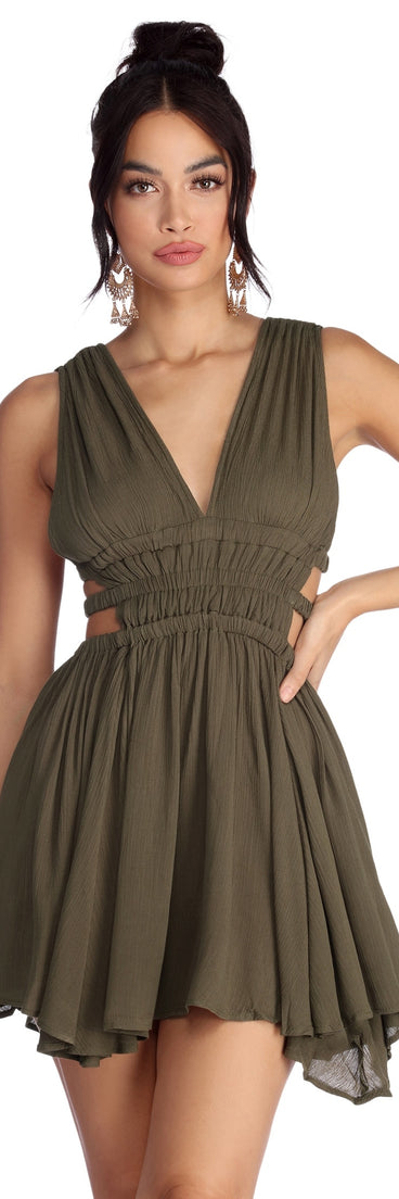 Summer Vibes Gauzy Mini Dress is a trendy pick to create 2023 festival outfits, festival dresses, outfits for concerts or raves, and complete your best party outfits!