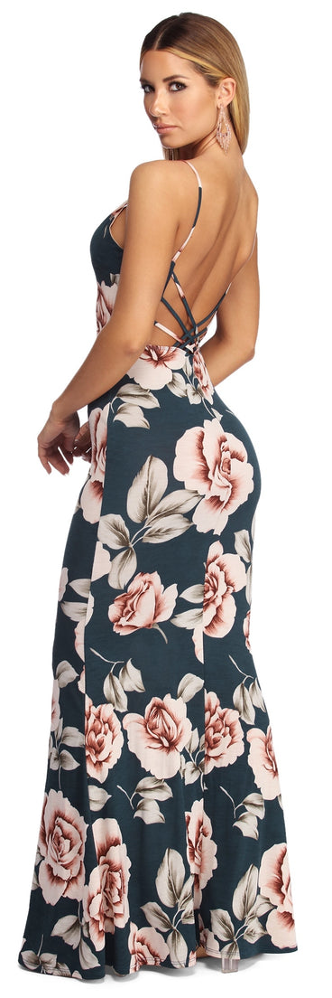 Laced In Floral Maxi Dress creates the perfect spring wedding guest dress or cocktail attire with stylish details in the latest trends for 2023!