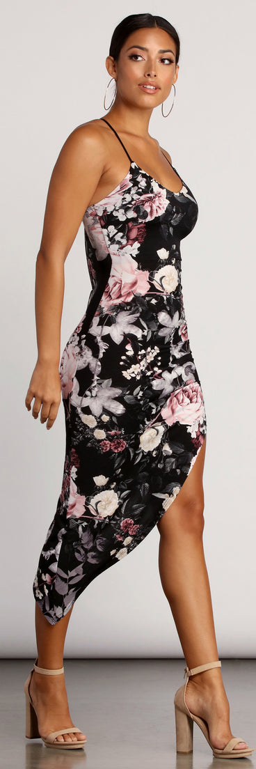 You’ll make a statement in Crossed In Florals Midi Dress as an NYE club dress, a tight dress for holiday parties, sexy clubwear, or a sultry bodycon dress for that fitted silhouette.