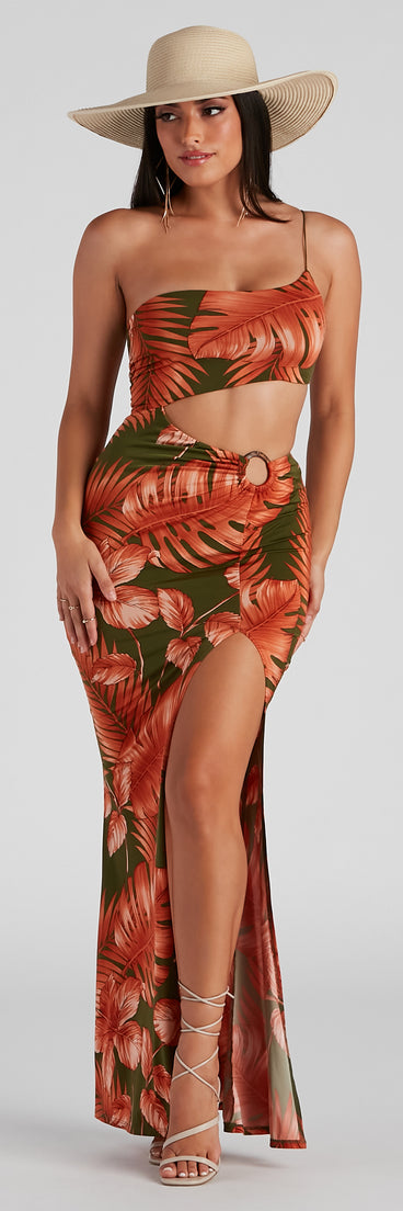 You will feel beautiful in the Paradise Ready One-Shoulder Maxi Dress as your long dress for any semi-formal or formal holiday party, NYE dress outfit, or pick this stunning style as your gown for any seasonal celebration.