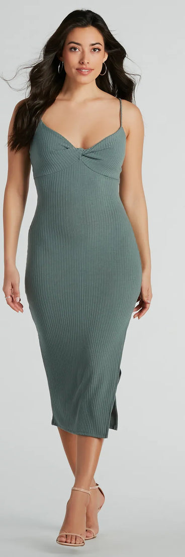 Essential for vacations or summer days, the Simplest Statement Sweetheart Rib Knit Midi Dress is a sundress or milkmaid dress with sleek and flirty details.