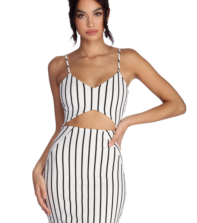 You’ll make a statement in Striped And Stylish Mini Dress as an NYE club dress, a tight dress for holiday parties, sexy clubwear, or a sultry bodycon dress for that fitted silhouette.