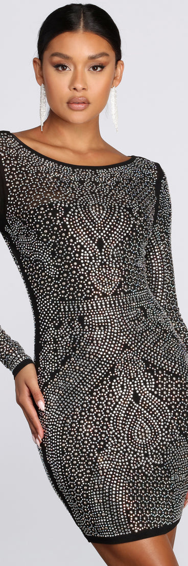 On One Studded Mini Dress is the perfect Homecoming look pick with on-trend details to make the 2023 HOCO dance your most memorable event yet!