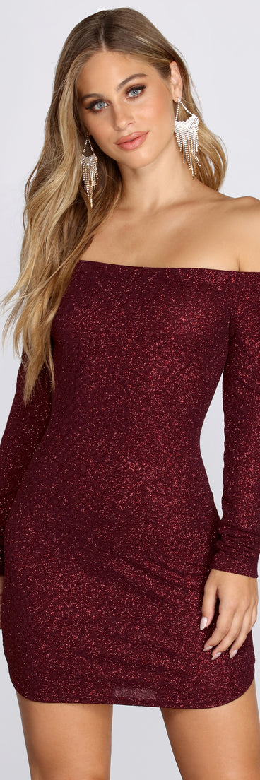 Off Shoulder Long Sleeve Glittering Mini Dress is the perfect Homecoming look pick with on-trend details to make the 2023 HOCO dance your most memorable event yet!