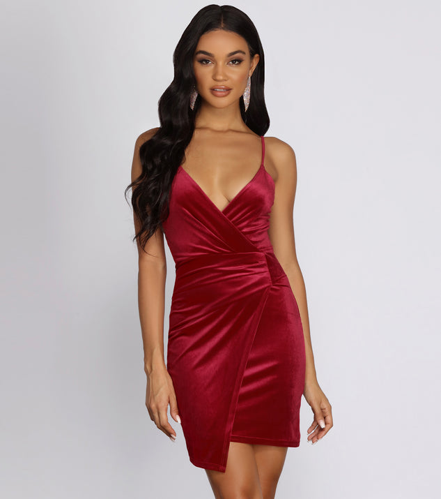 Show It Velvet Mini Dress creates the perfect spring wedding guest dress or cocktail attire with stylish details in the latest trends for 2023!