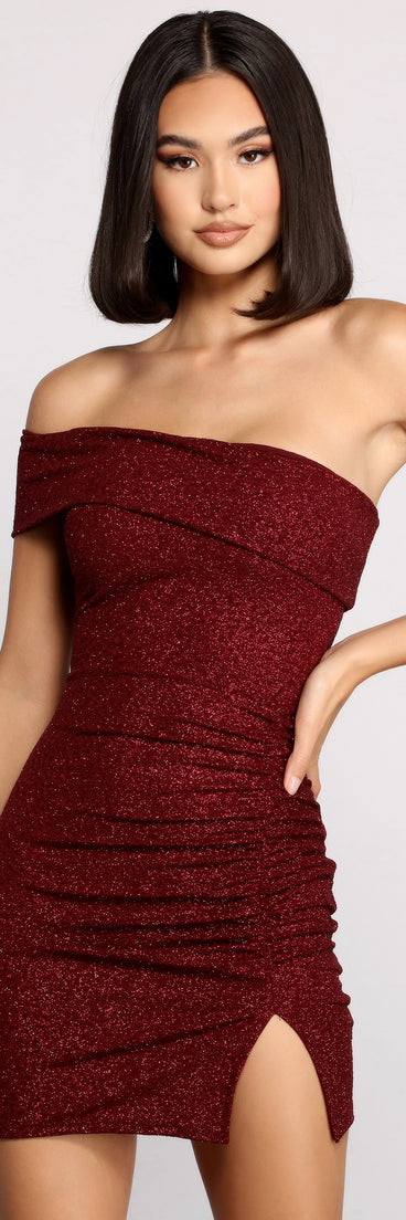 First Impression One-Shoulder Glitter Mini Dress is the perfect Homecoming look pick with on-trend details to make the 2023 HOCO dance your most memorable event yet!