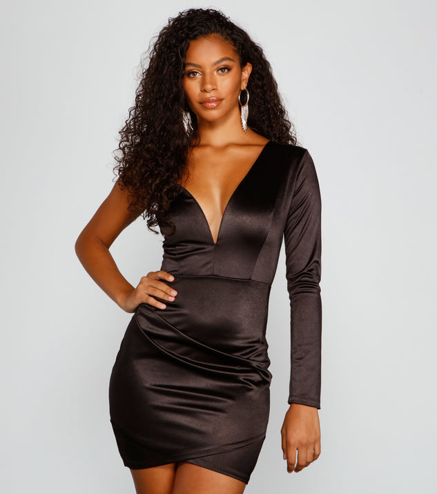 Total Stunner One Shoulder Satin Mini Dress is the perfect Homecoming look pick with on-trend details to make the 2023 HOCO dance your most memorable event yet!