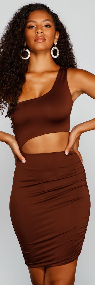 Bound To Stun One Shoulder Mini Dress is a trendy pick to create 2023 festival outfits, festival dresses, outfits for concerts or raves, and complete your best party outfits!