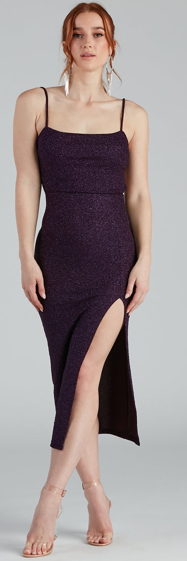 You’ll make a statement in Shimmering Beauty Glitter Tie-Back Midi Dress as an NYE club dress, a tight dress for holiday parties, sexy clubwear, or a sultry bodycon dress for that fitted silhouette.