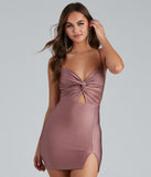 You’ll make a statement in Style Twist Bodycon Mini Dress as an NYE club dress, a tight dress for holiday parties, sexy clubwear, or a sultry bodycon dress for that fitted silhouette.