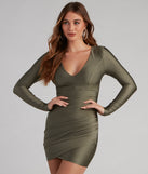 You’ll make a statement in Weekend-Ready Bodycon Mini Dress as an NYE club dress, a tight dress for holiday parties, sexy clubwear, or a sultry bodycon dress for that fitted silhouette.