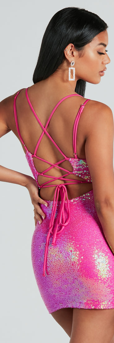 Level up your club dress with the Glitzy Sheen Sequin Bodycon Mini Dress to create a trendy Vegas outfit or nightclub dress with the hottest details!