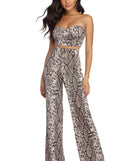 Oh Crop! Snake Print Top is a trendy pick to create 2023 festival outfits, festival dresses, outfits for concerts or raves, and complete your best party outfits!