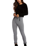 With fun and flirty details, Chenille With You Pullover Top shows off your unique style for a trendy outfit for the summer season!