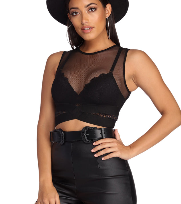 Caught Up In Style Crop Top is a trendy pick to create 2023 festival outfits, festival dresses, outfits for concerts or raves, and complete your best party outfits!
