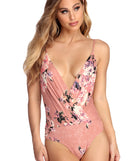 With fun and flirty details, Get Sprung On Spring Bodysuit shows off your unique style for a trendy outfit for the summer season!