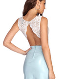 With fun and flirty details, Pretty In Lace Bodysuit shows off your unique style for a trendy outfit for the summer season!