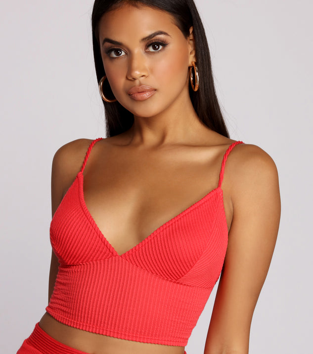 With fun and flirty details, Keeping Knit Sassy Crop Top shows off your unique style for a trendy outfit for the summer season!